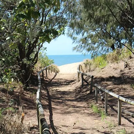 Petrie Beach Holiday Home Mackay Exterior photo